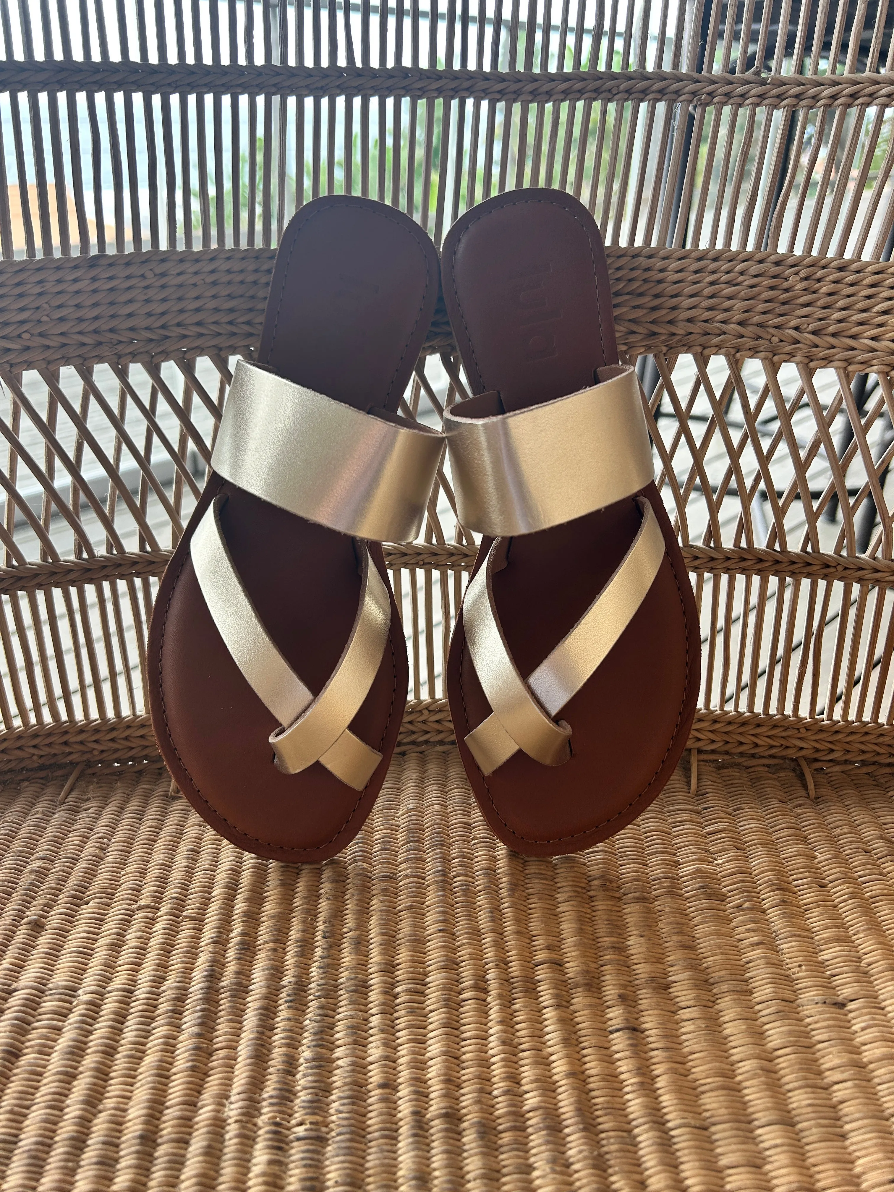 Amanda Cross Over Toe Sandal