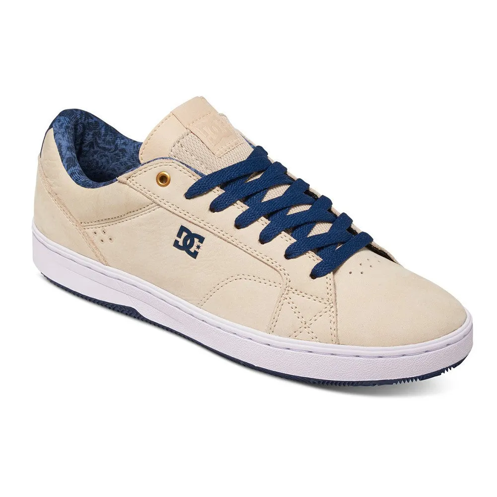 Astor LX Sneakers by DC