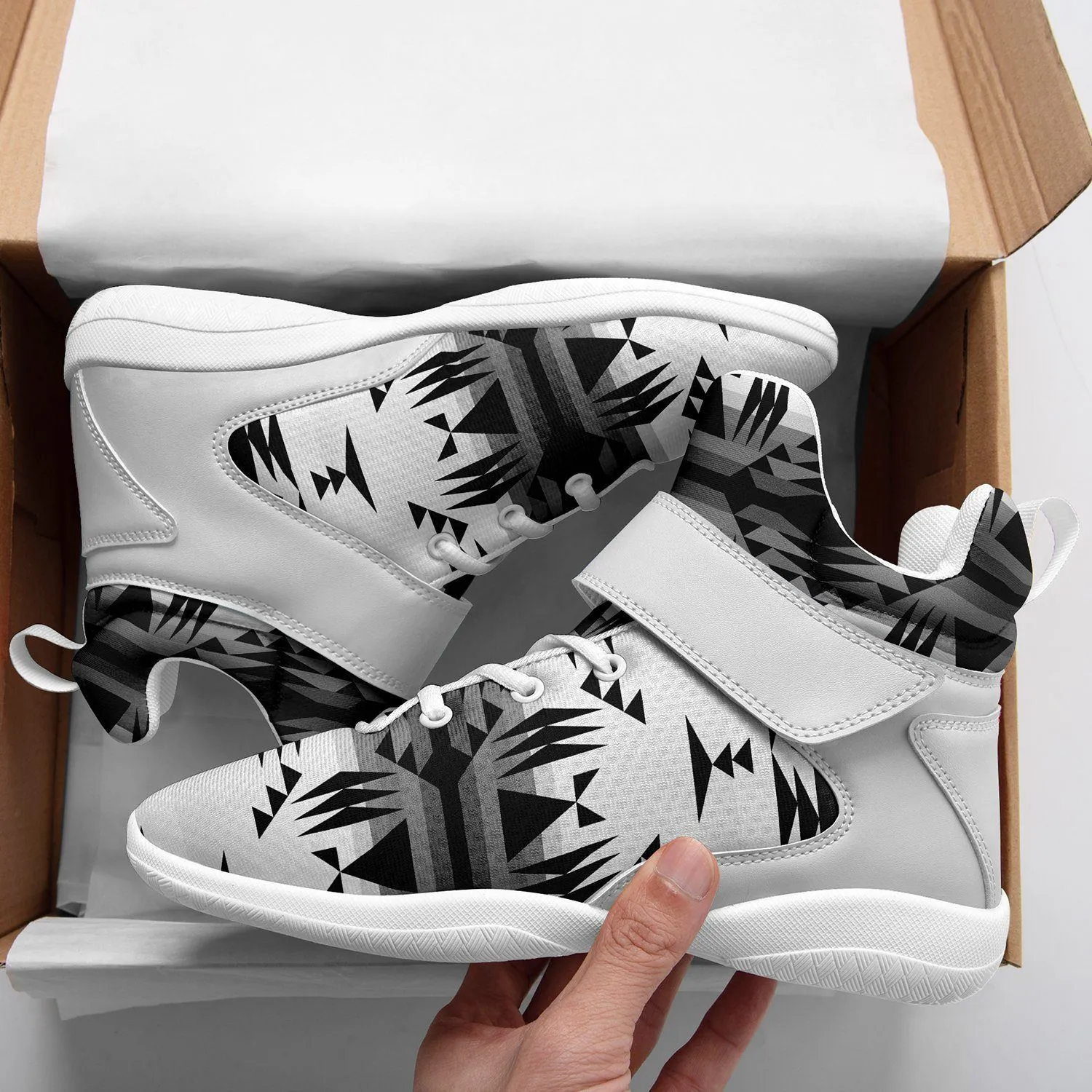 Between the Mountains White and Black Kid's Ipottaa Basketball / Sport High Top Shoes