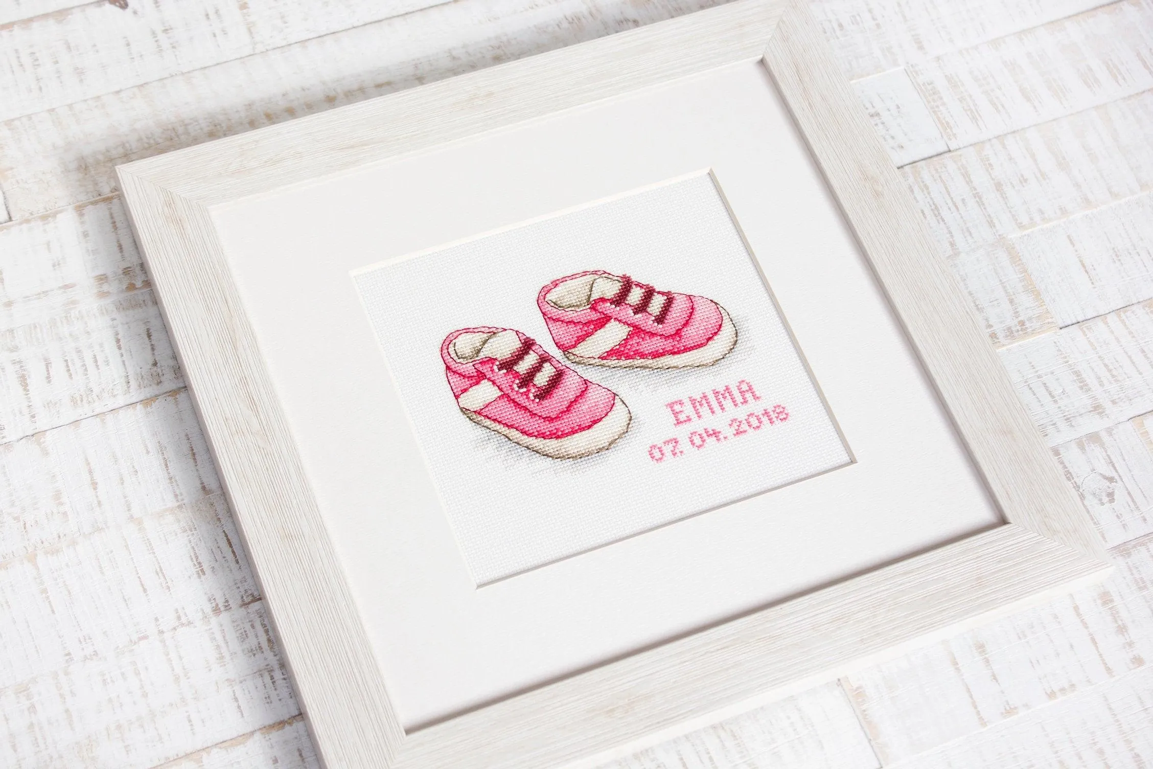 Cross Stitch Kit Luca-S - Baby Shoes, B1139