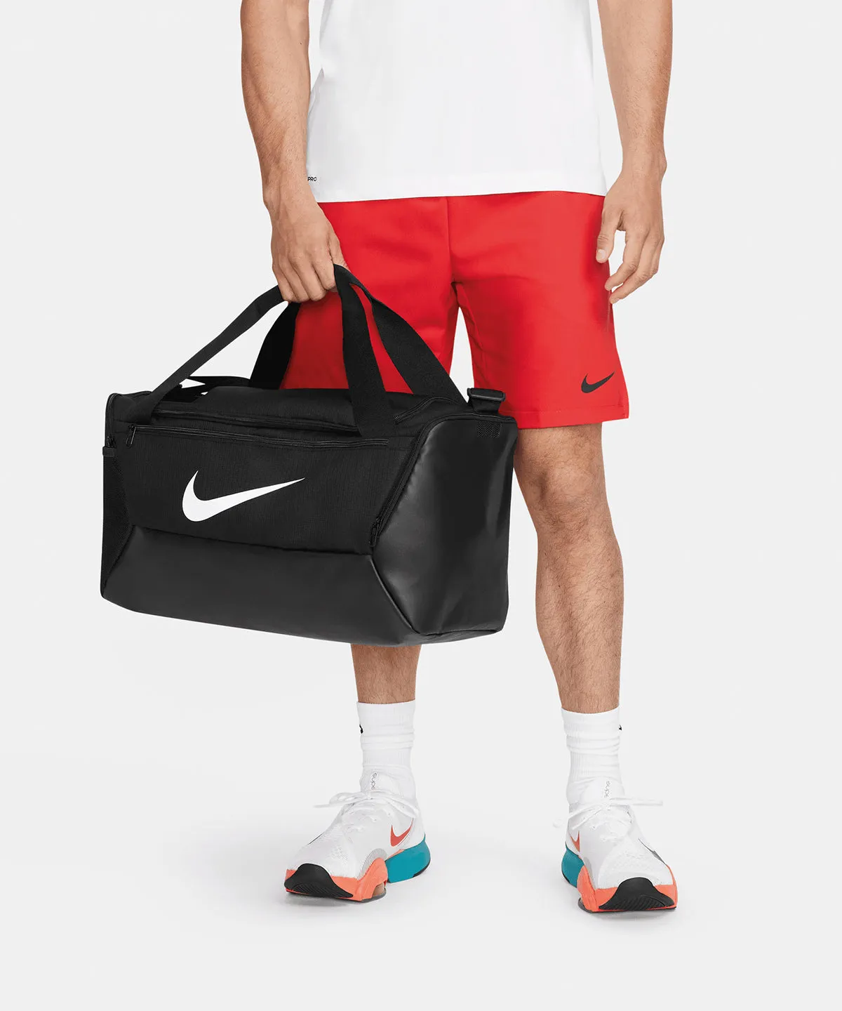 Grey/Black/White - Nike Brasilia small duffle 9.5 (41L)