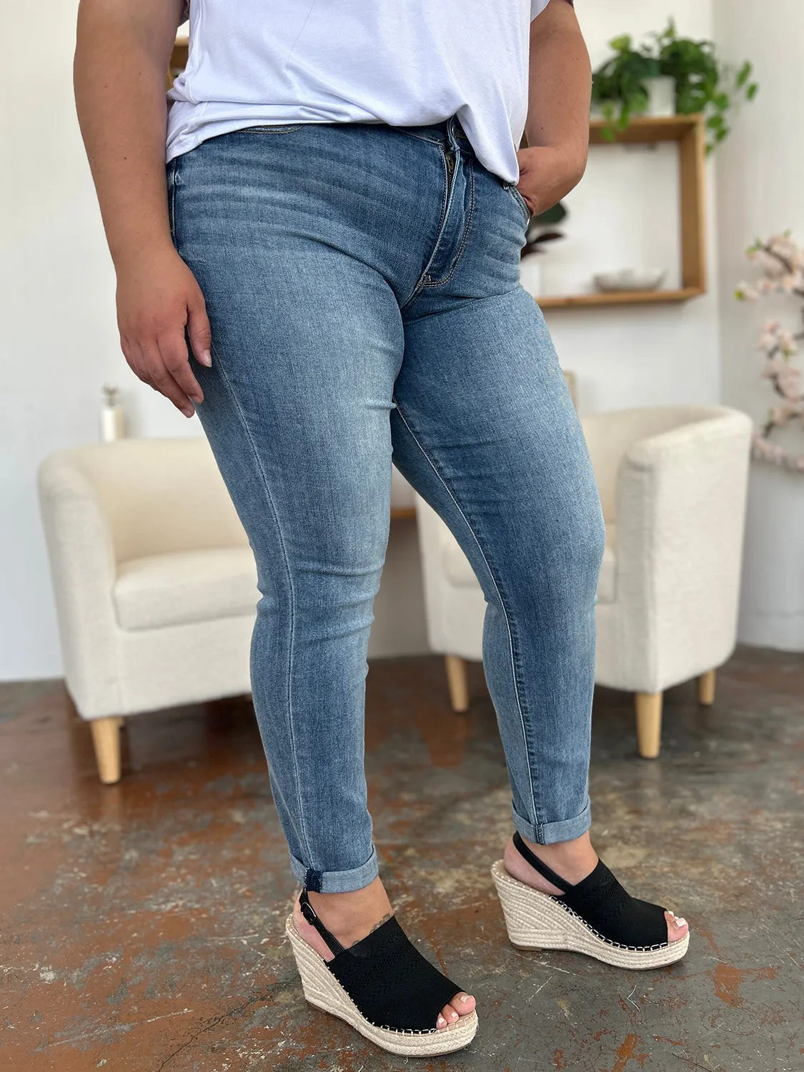 Judy Blue Cuffed Hem Low Waist Slim Jeans [Online Exclusive]