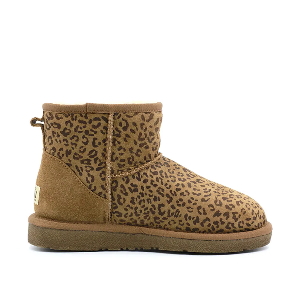 Leo Print Short Ugg Boot - Chestnut