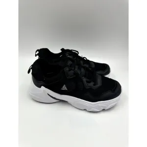 Men's Size 7.5, Black Low Top Athletic Sneaker with White Sole and Foam Insole