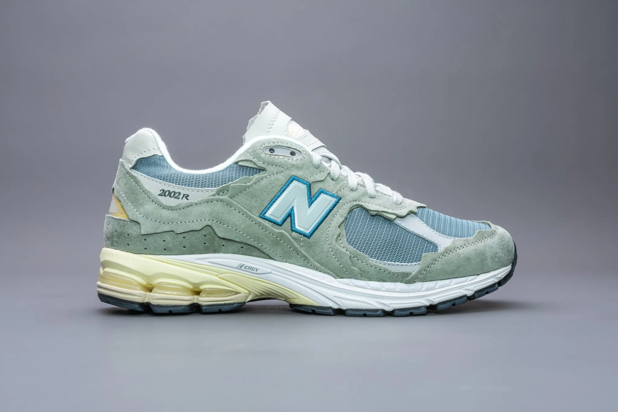 New Balance 2002R Protection Pack Mirage Grey