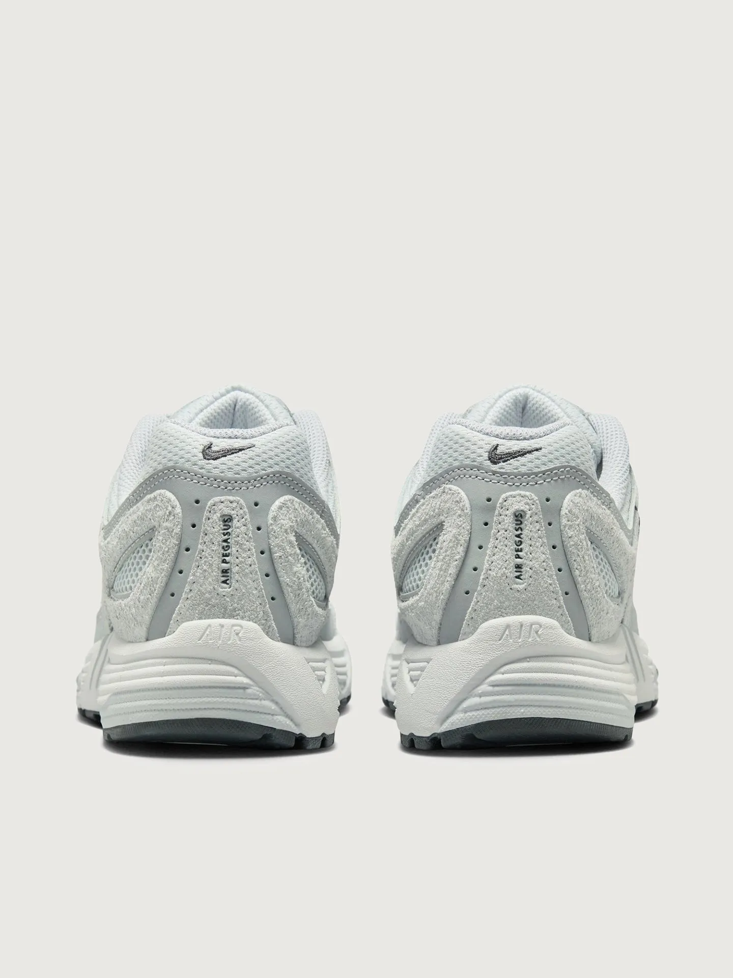 Nike Air Pegasus 2005 - Pure Platinum/Metallic Platinum-Wolf