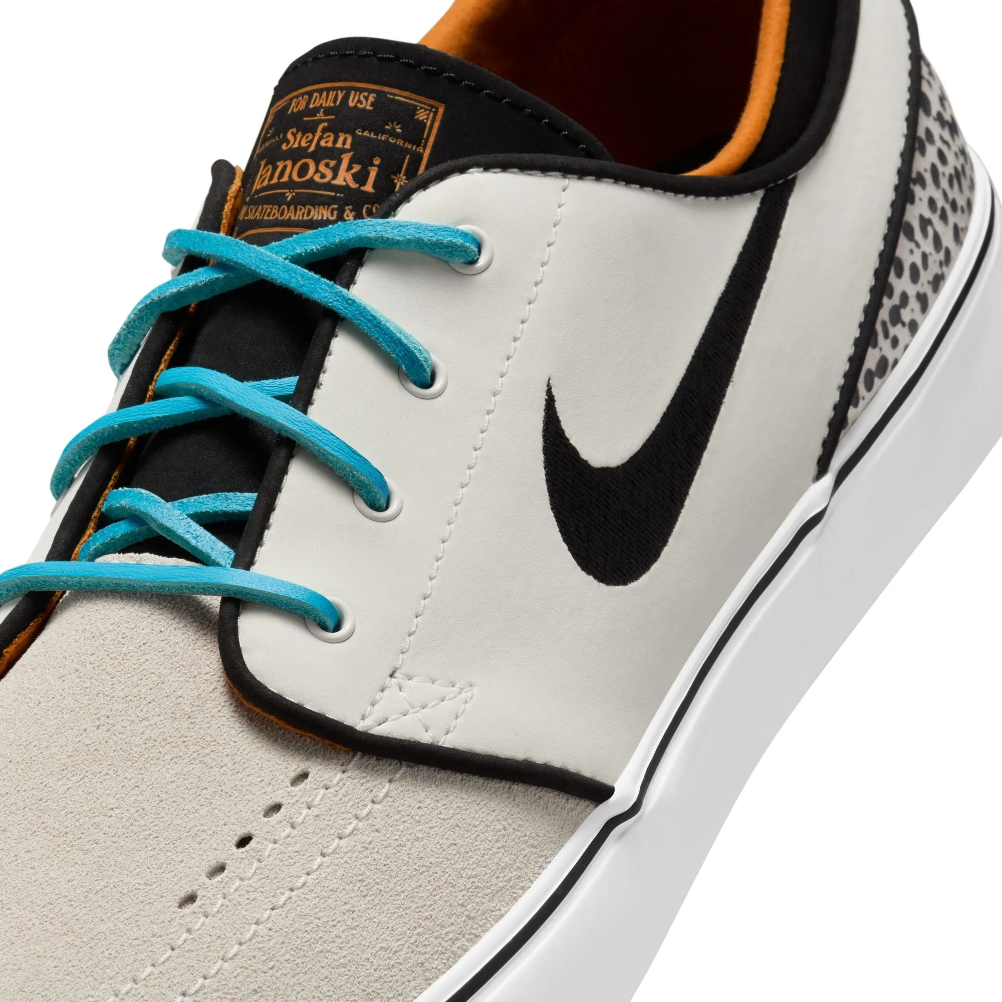 Nike SB Zoom Janoski OG  Electric - Phantom/Chlorine Blue-Black