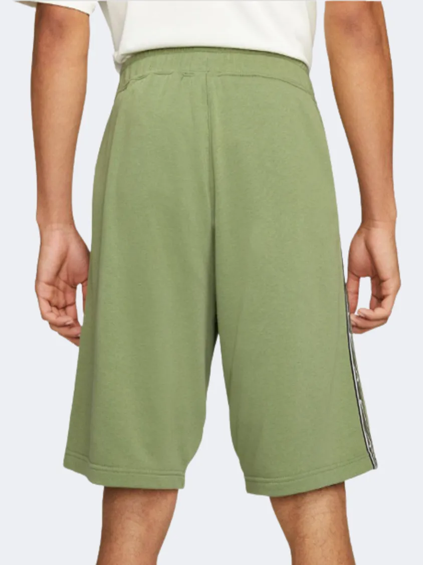 Nike Sportswear Repeat Men Lifestyle Short Green