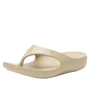 Ode Sand Gloss Sandal