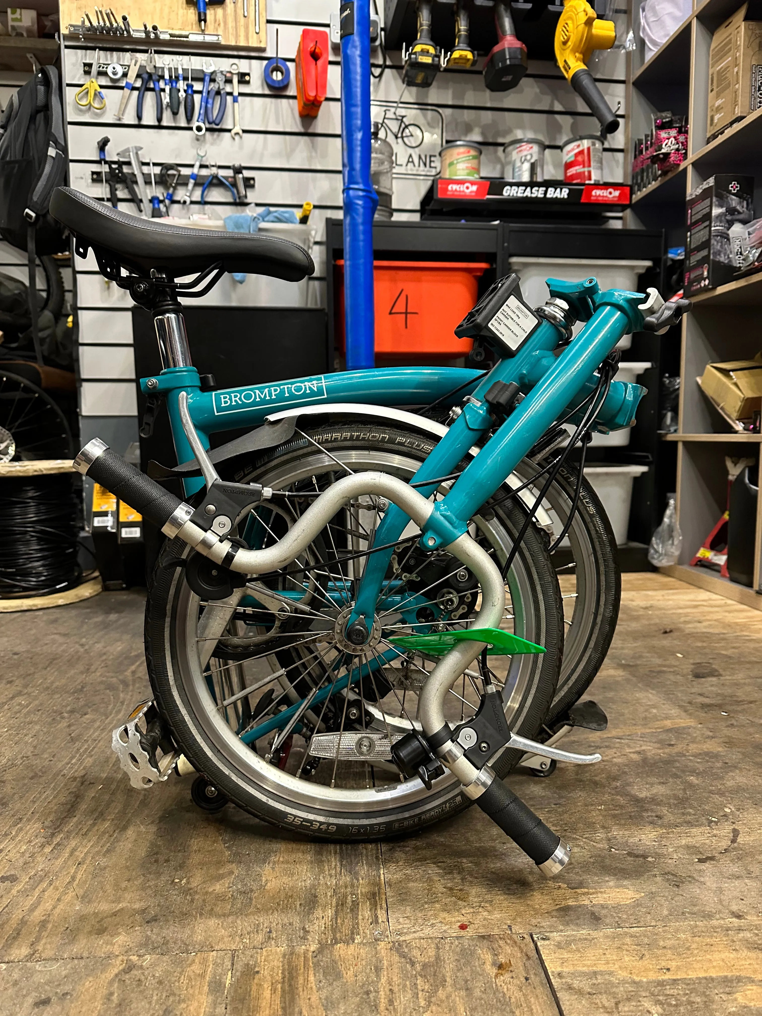 PRE-LOVED Brompton B75