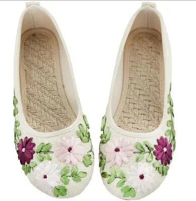 Vintage Embroidered Women Flats Flower Slip On Cotton Fabric Linen Comfortable Old Peking Ballerina Flat Shoes Sapato Feminino