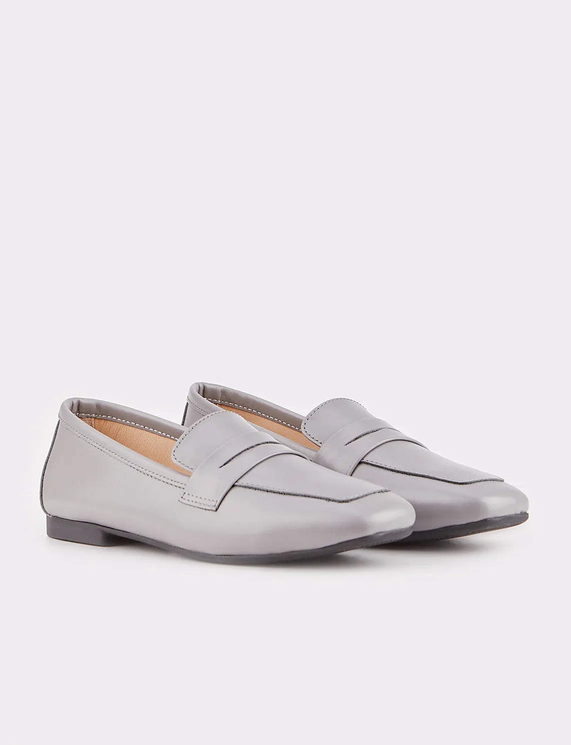 Women Grey Genuine Leather Square Toe Flat Shoes