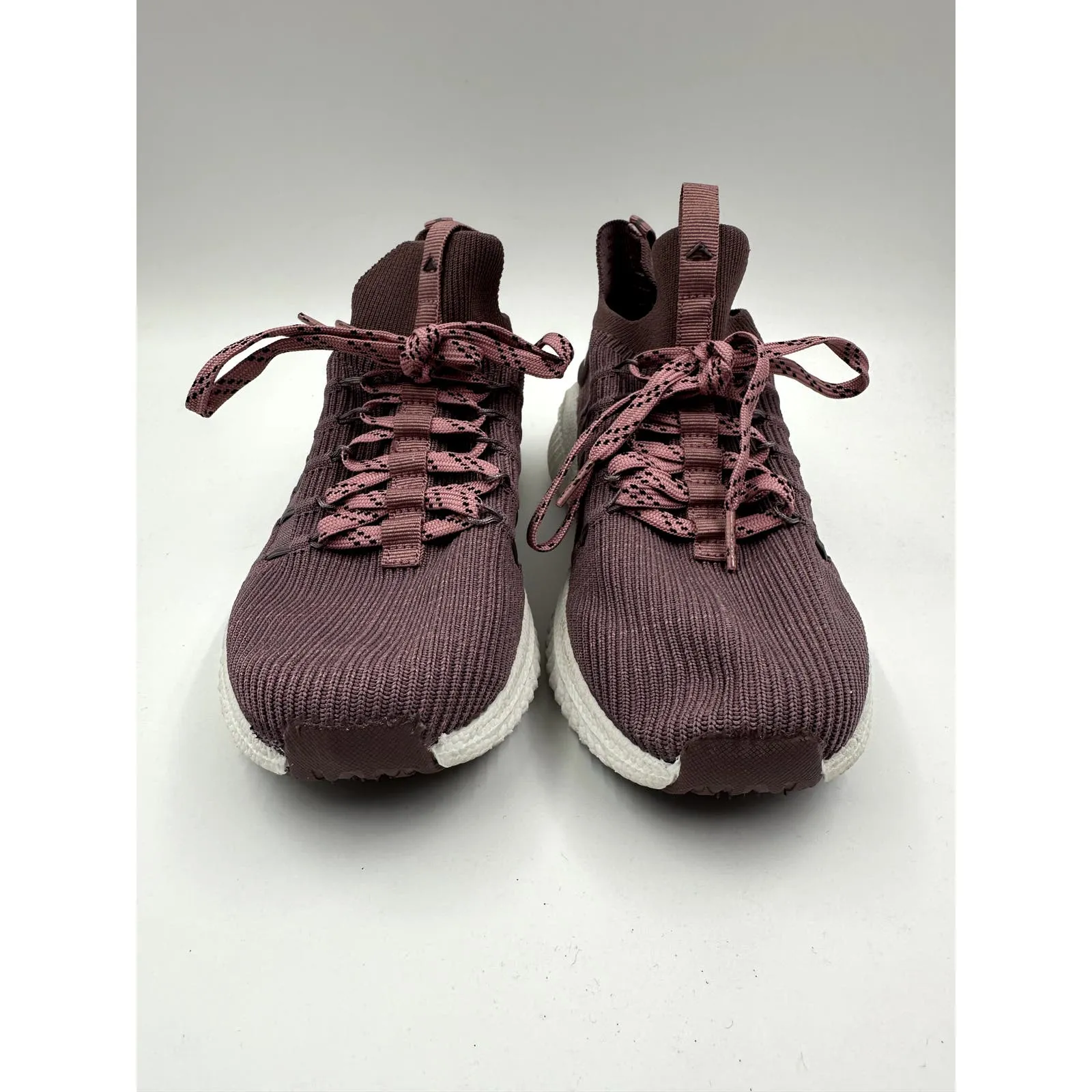 Women's Size 6, Purple  Knit Top Sneaker w/ Ultraboost Sole for Ultimate Comfort